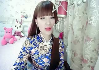 男人不是不流泪~只是躲起来心碎