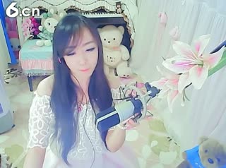 六间房最红主播╭≡★妙人儿ご聊天交友视频秀