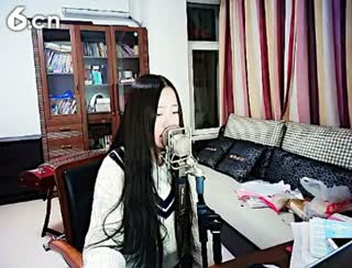 六间房可爱主播♪♪奶油女皇♪♪在线交友聊天