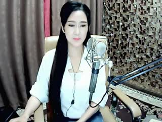 气质美女翻唱《爱的供养》~爱就要荡气回肠