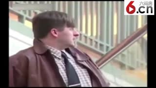 吓尿了!当你被陌生人亲一下
